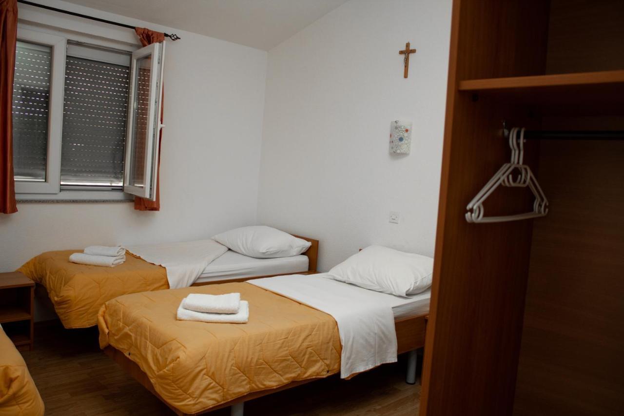 Hotel Pansion Milena Međugorje Exterior foto